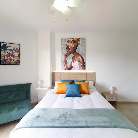 Tropical Con Piscina Cerca De La Playa Appartement